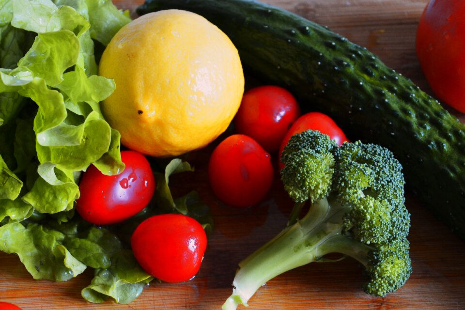 Tomato fruit lemon