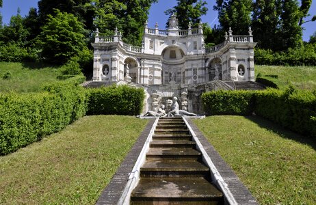 Villa della regina summer travel