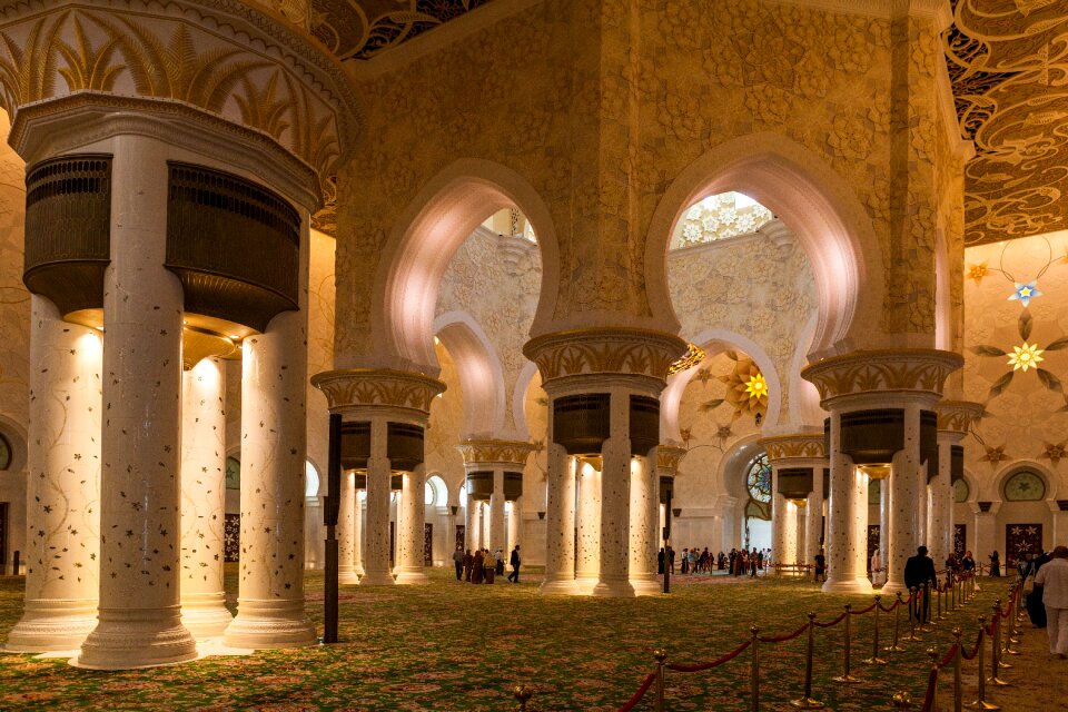 Arch building religion