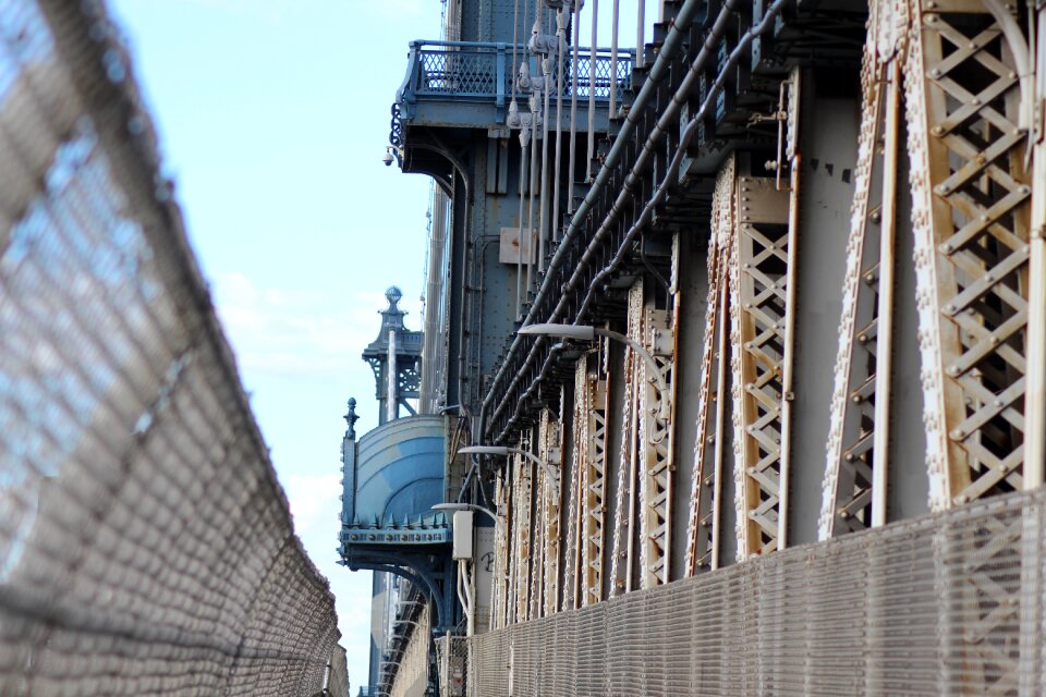 Steel architecture expression