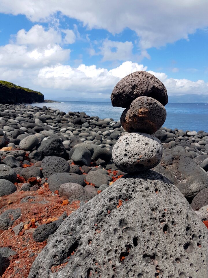 Sea coast balance