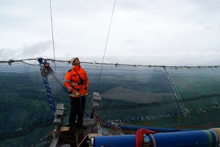 Human construction workers safety net