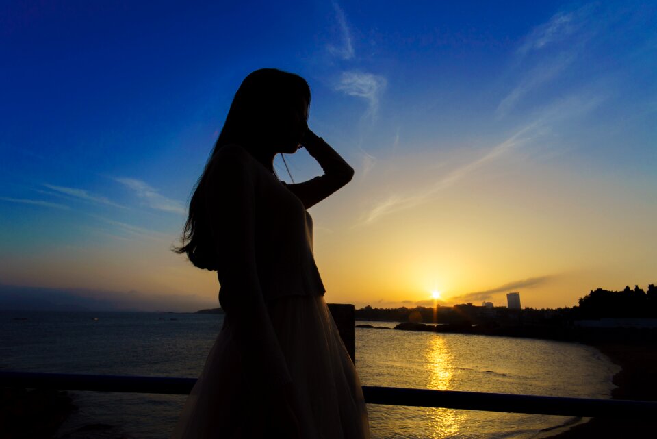 Dawn sun waters