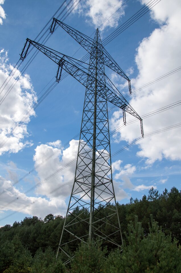 Voltage current power line