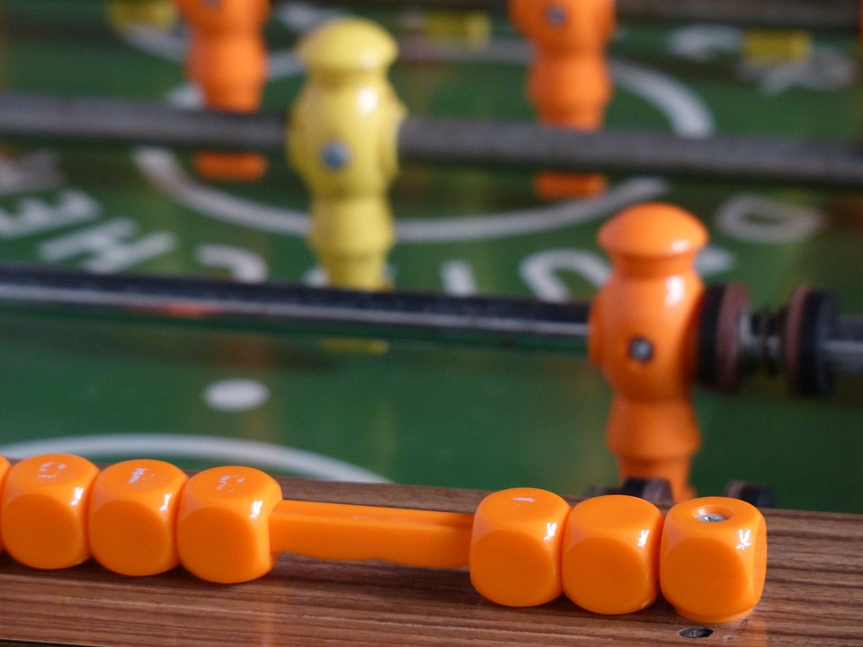Sport game device kicker