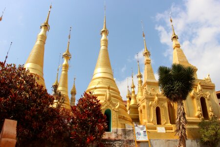 Gold travel stupa