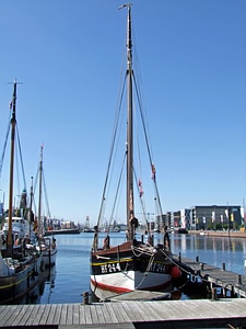 Wood jetty investors photo