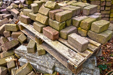 Stacked pallet bricks on pallet
