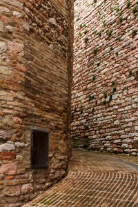 Brick stone's architecture