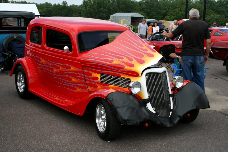 Drive wheel driver