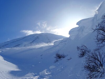 Snow cornices silt wind
