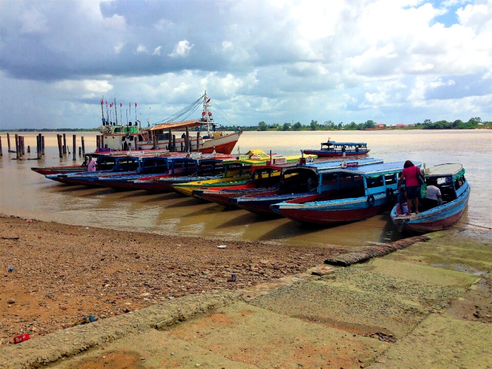 Sea travel suriname