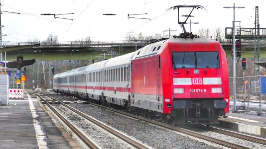 Train railway transport system