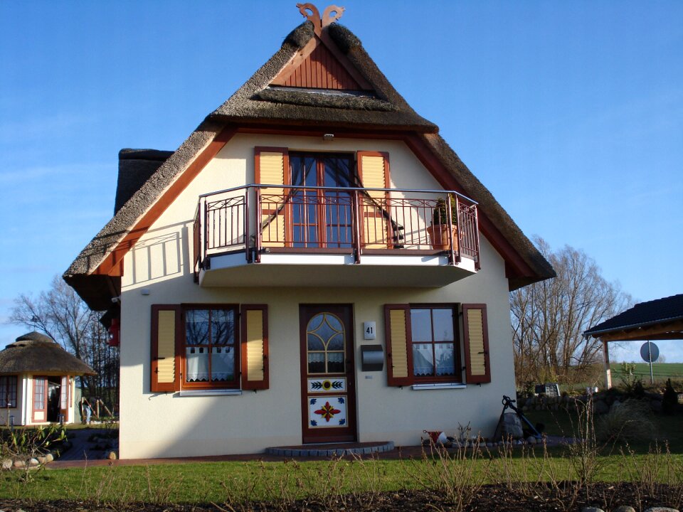 Thatched family roof
