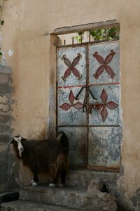 Door building pattern