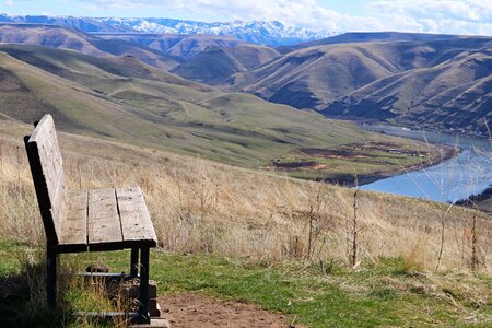 Outdoors sky bench