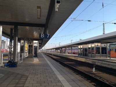 Train station transport system