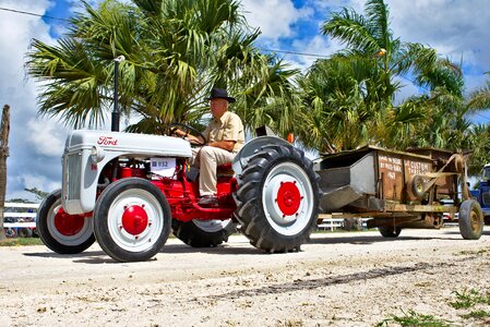 Ford red farmer