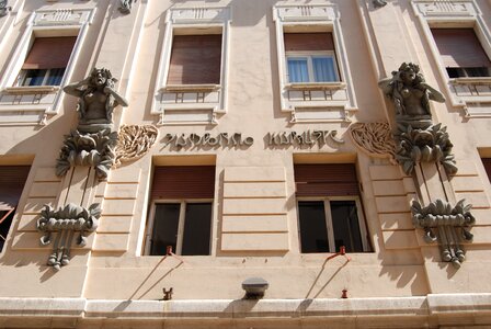 Facade house window photo