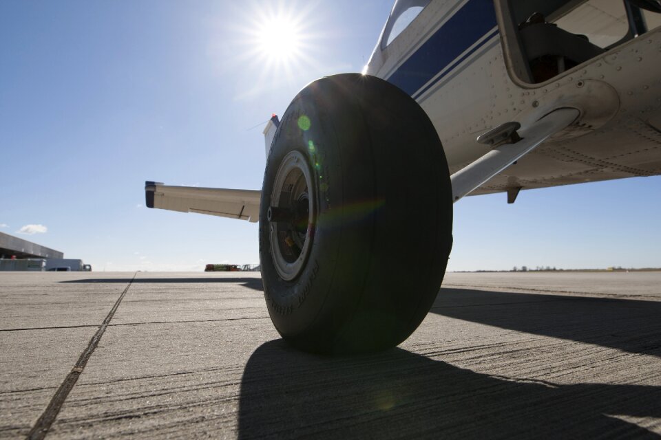 Vehicle wheel flight
