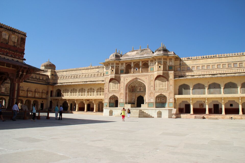 Travel building palace