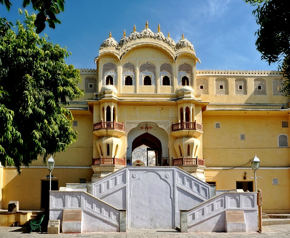Building tourism palace