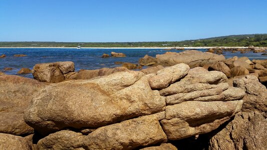 Rock sea australia