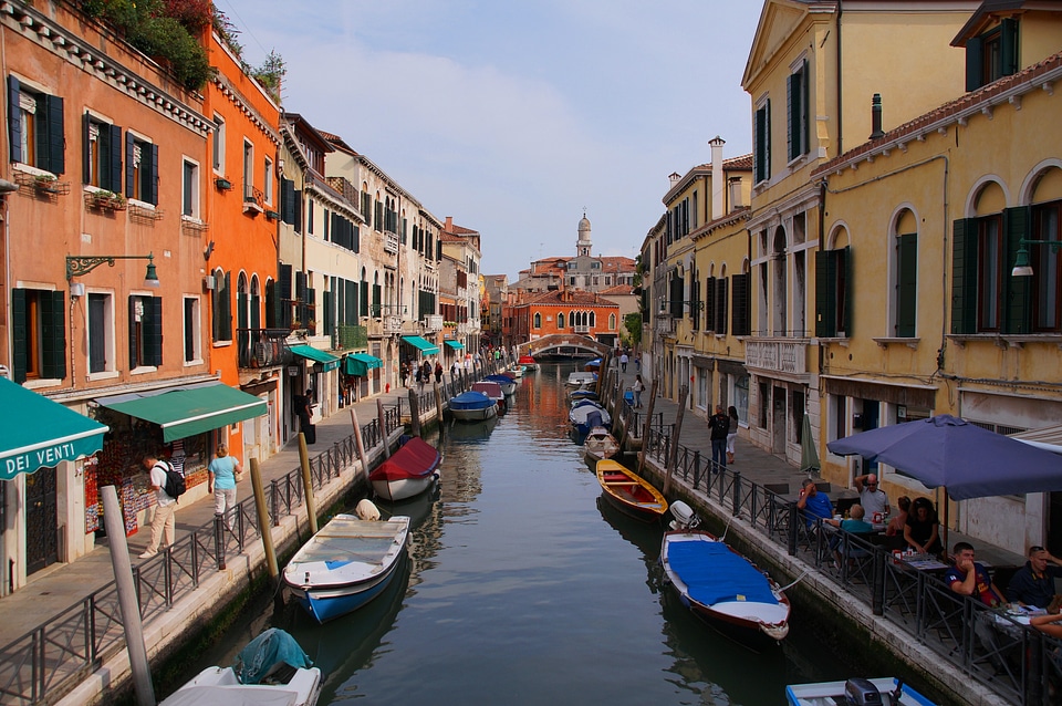 Rio dei tolentini boats venezia