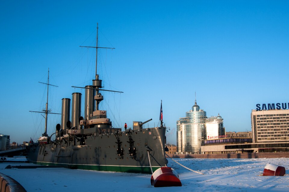 Ship outdoors monument of architecture