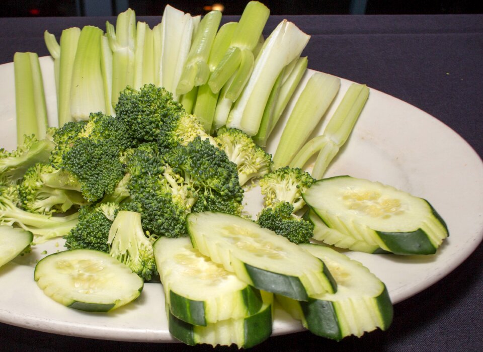 Cooking broccoli