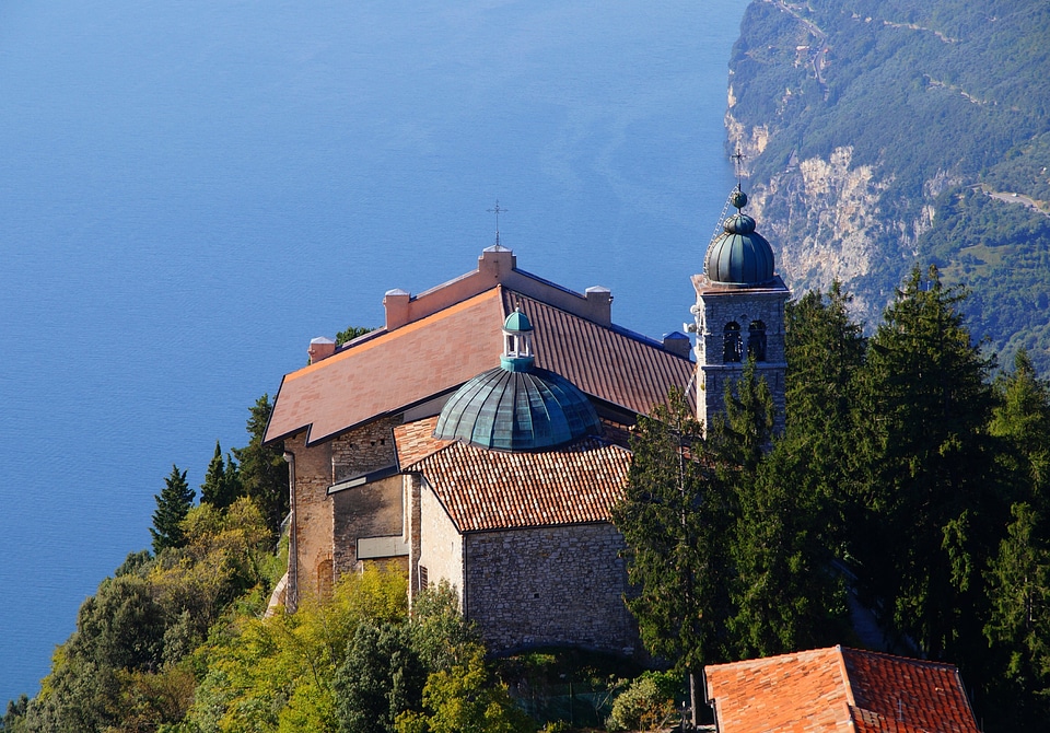 Madonna di montecastello lombardy church