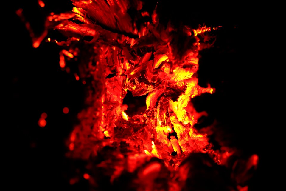 Burning flames stove