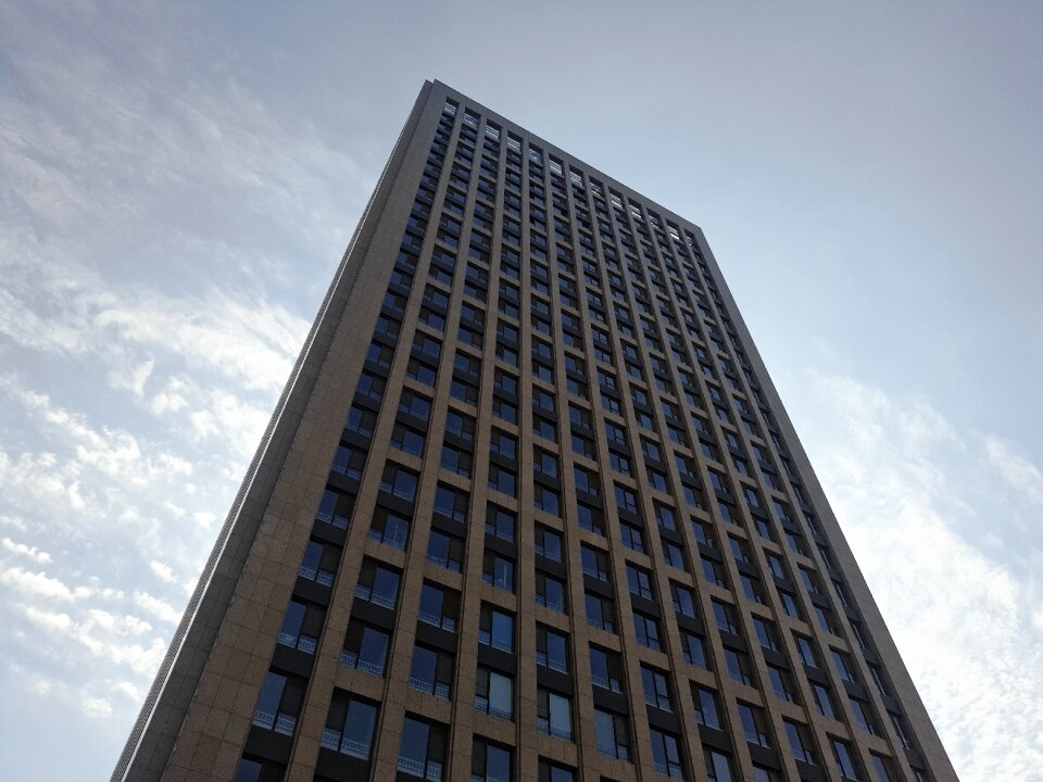 Skyscraper sky high