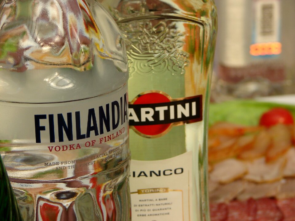 Drink table james bond
