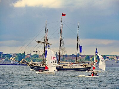 Tall ship three masted speed boats photo