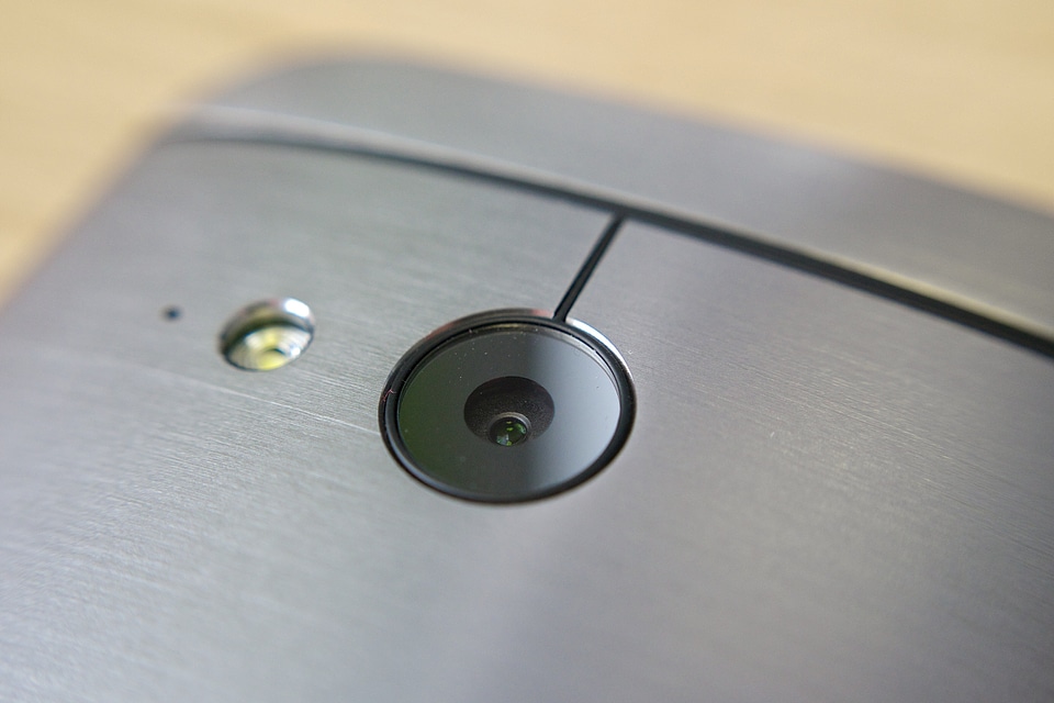 Htc one mini 2 smartphone android