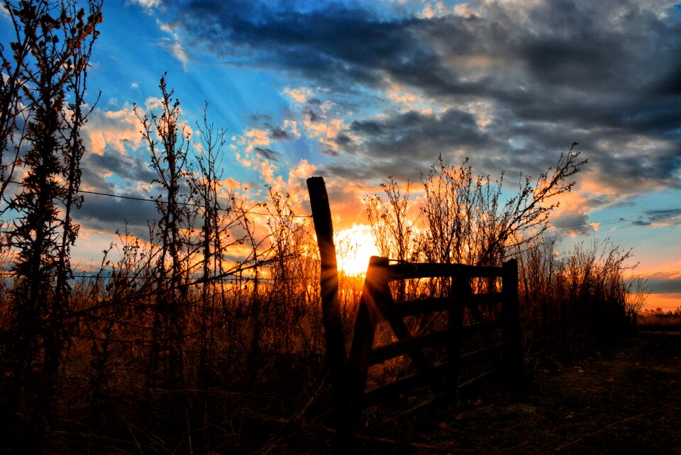 Landscape sun gate