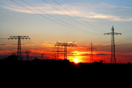 Performance wire sunset photo