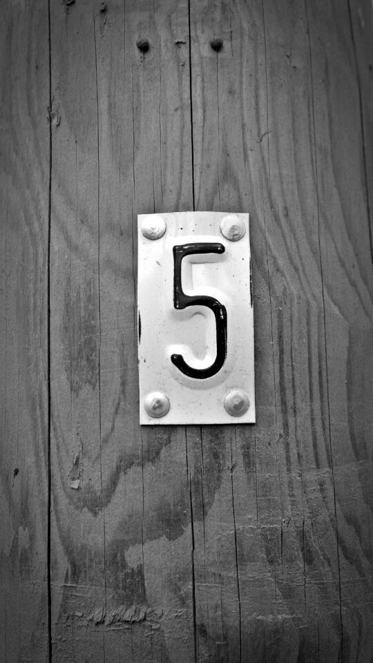 Wall number five