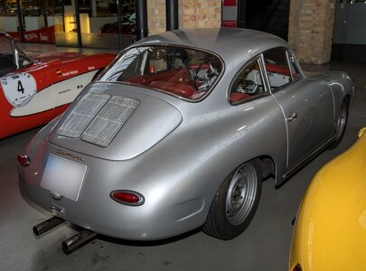 Classic coupe vehicle