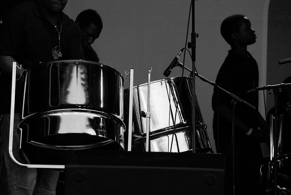 Instrument band entertainment