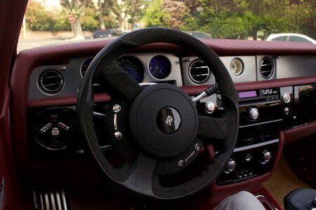 Drive steering wheel cockpit photo