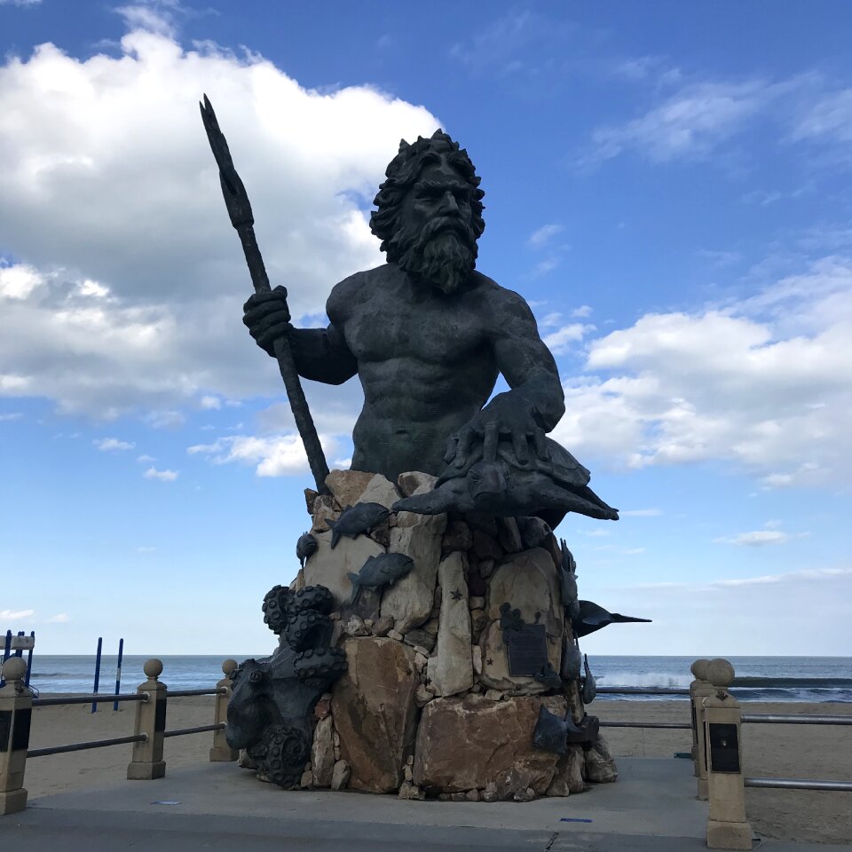 Statue neptune Free photos