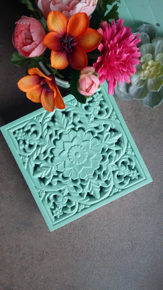 Treasure box mint
