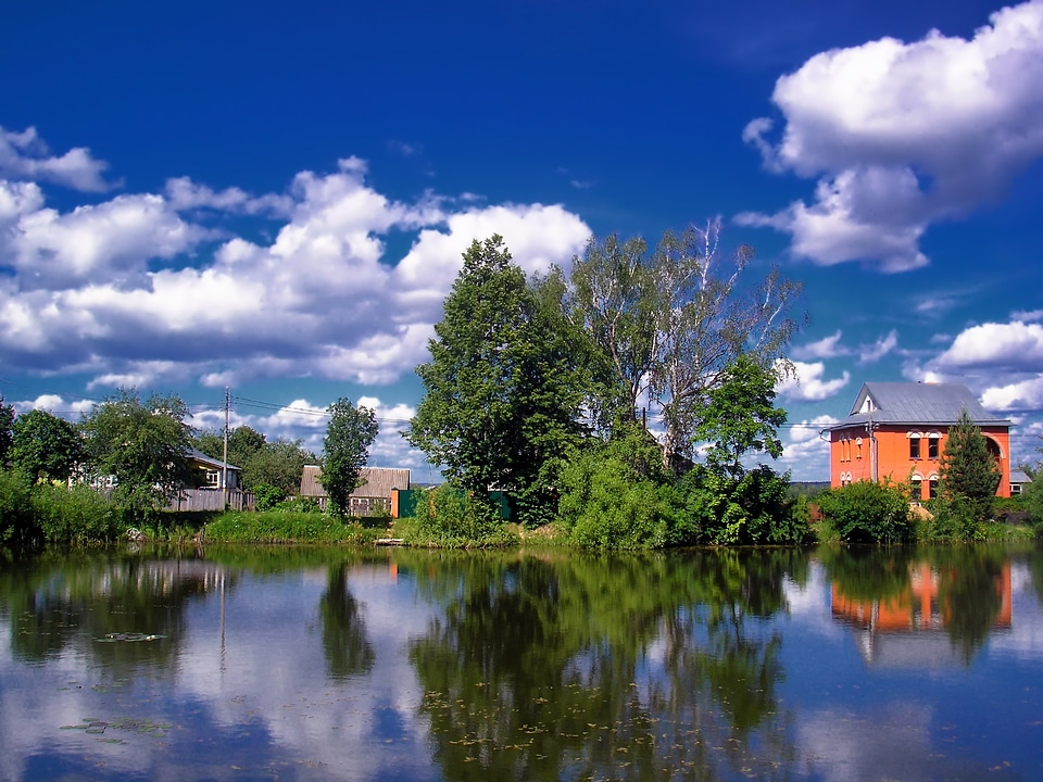Water reflections sky