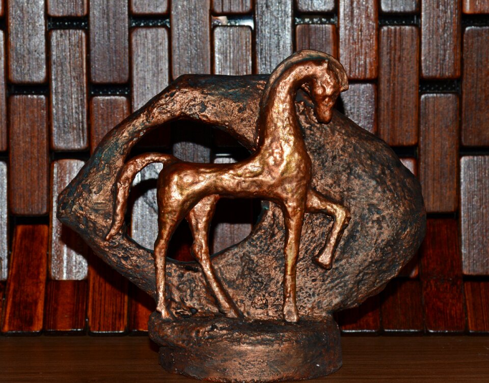 Decoration wood statue