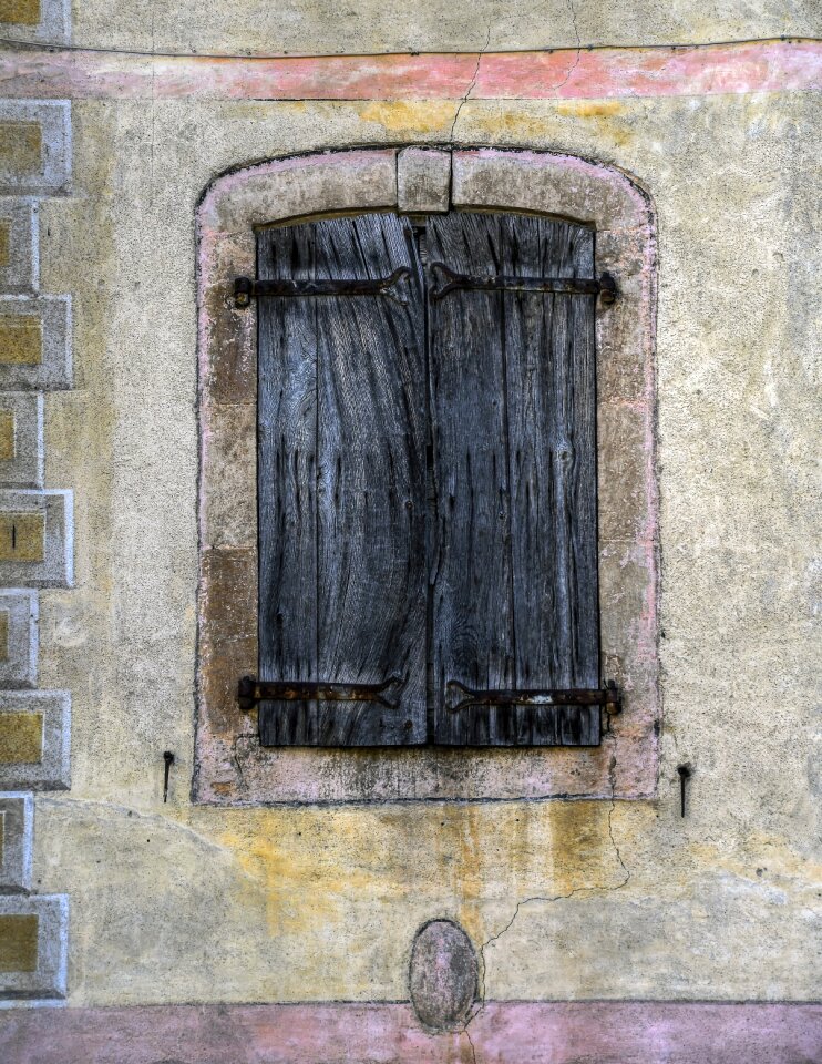 Facade wood old