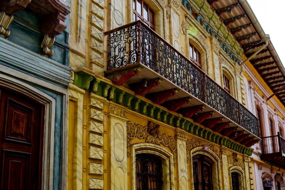 Cuenca ecuador architecture travel