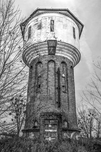 Old no one architecture