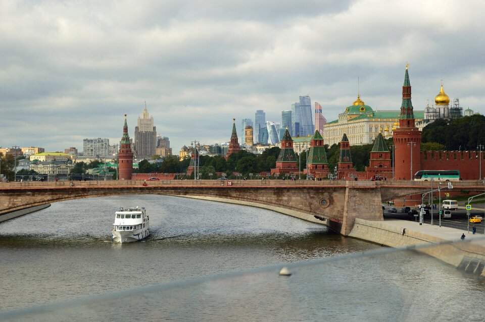 Travel water bridge